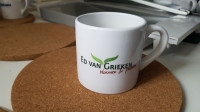 koffiekopje met logo